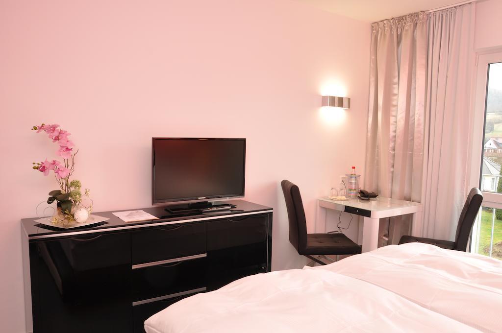 Gaestehaus Villa Casamia (Adults Only) Schmalkalden Δωμάτιο φωτογραφία