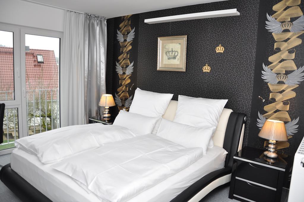 Gaestehaus Villa Casamia (Adults Only) Schmalkalden Δωμάτιο φωτογραφία